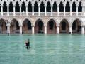 Венецию затопило из-за ошибки в прогнозе - не запустили дамбу