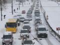 Вторник принесет в Украину много снега с вьюгами