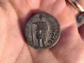 В Израиле нашли редкую римскую монету, которой более 1800 лет