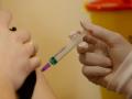 Понад сім мільйонів українців отримали принаймні одну дозу COVID-вакцини