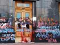Доказательства вандализма: Мендель говорит, что повреждённые двери ОП не отдадут на выставку