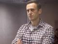Байден осудил российский режим за обращение с Навальным
