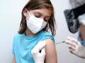 Минздрав пока рассматривает вопрос COVID-вакцинации детей