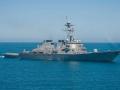 Американский эсминец USS Ross готовится зайти в Черное море