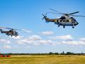 Подготовка к параду: вертолеты Airbus начали тренировочные полеты над Крещатиком
