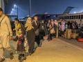 Штати за два тижні евакуювали з Афганістану понад 100 тисяч осіб - Байден