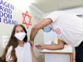 Третю дозу зробили обов'язковою для завершення COVID-вакцинації в Ізраїлі