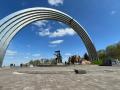 У центрі Києва декомунізують арку дружби народів