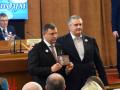 Аксенов вручил Захарченко орден "За верность долгу" 