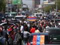В Ереване протестующие перекрывают дороги 