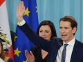 Порошенко поздравил Курца с победой на выборах в Австрии