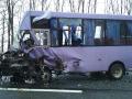 Во Львовской области автомобиль ВАЗ влетел в автобус, пятеро пострадавших