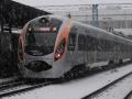 Из-за снегопада в Украине задерживаются в пути 30 поездов - Укрзализныця
