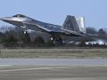 Усього за долар: США продадуть Польщі десятки винищувачів F-22 Raptor