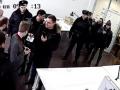 В Москве в офис Навального ворвалась полиция искать бомбу