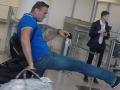 Навального в аэропорту Домодедово забросали сардельками