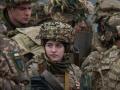 Жінок в Україні зобов'яжуть стати на військовий облік: терміни та правила