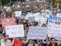 Многотысячный протест против расизма состоялся в американском Бостоне