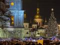 Главная елка страны приедет в Киев только завтра