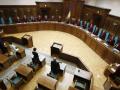 Конституционный суд отменил «партийную диктатуру» 