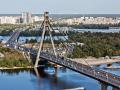Коммунальщики на выходных ограничат движение по Московскому мосту в Киеве