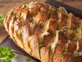 Часниковий хліб із сиром: рецепт ароматної випічки
