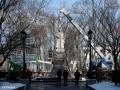 Декомунізація в дії. У Києві знесли пам'ятник радянському генералу Ватутіну
