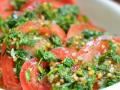 Рецепт закуски з помідорів із часником і зеленню
