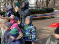 Не сподобався колір лавок: у РФ пенсіонер написав донос на дитячий садок через "пропаганду ЛГБТ"