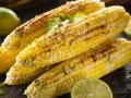 Як приготувати кукурудзу в духовці, на грилі: в чому її замаринувати