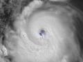 Руйнівний шторм Беріл: дослідники показали "око" урагану з космосу та зсередини
