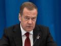 Медведєв вигадав, що країна НАТО готує напад на Росію