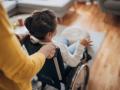 До 50% українців вважають рівень інклюзивності у їх містах низьким: опитування