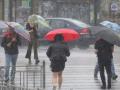 Дощі майже по всій країні та до +8: прогноз погоди на завтра