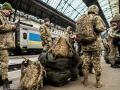 Кому і як можуть вручати повістки під час війни. Пояснення юриста