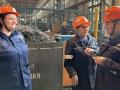 Як українські заводи вирішують проблему нестачі робочих рук під час війни — FT