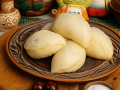 Вареники з вишнями на парі: рецепт традиційної української страви