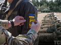 "Людина повинна хотіти служити": військовий розповів, як потрапити до "Азову" та кого шукають