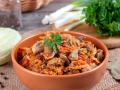 Капуста, тушкована з грибами: рецепт смачного і корисного гарніру