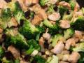 Куряче філе з броколі: рецепт смачної та корисної страви