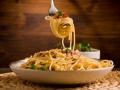 Як приготувати спагеті з креветками та кальмарами: поради фудблогерки