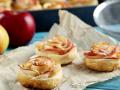 Трояндочки з листкового тіста з яблуками: рецепт ефектної випічки