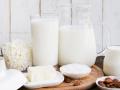Скільки можна зберігати сметану, сир та іншу молочку без холодильника
