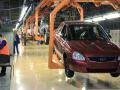 Продажі автомобілів на території РФ завдяки санкціям за рік звалилися на 60%