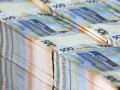 Украина выплатит почти 200 млрд грн за полгода