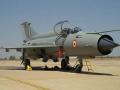 Индийский истребитель МиГ-21 разбился, столкнувшись с птицей 