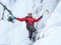 69-летний безногий китаец покорил Эверест 