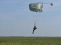В Черниговской области испытывают американские парашюты