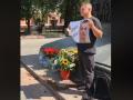 "Олег, живи!": в Москве кинокритик провел одиночный пикет в поддержку Сенцова 