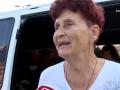 “Спасибо сынок, что все выдержал”: Мама Сенцова приехала из Крыма в Киев 